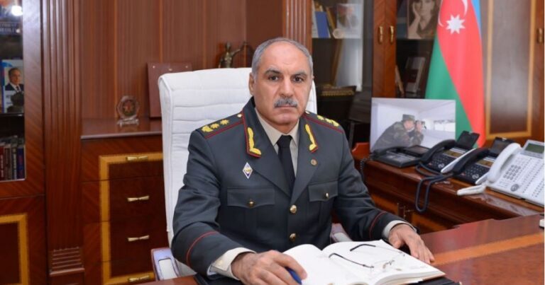 Xanlar Vəliyev Milli Məclisdə and içdi