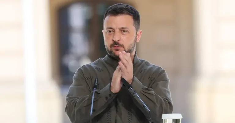 Krımda son sutkada Rusiyanın ikinci təyyarəsi məhv edilib – Zelenski