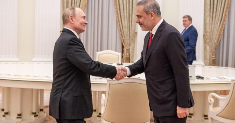Hakan Fidan Putinlə görüşdü