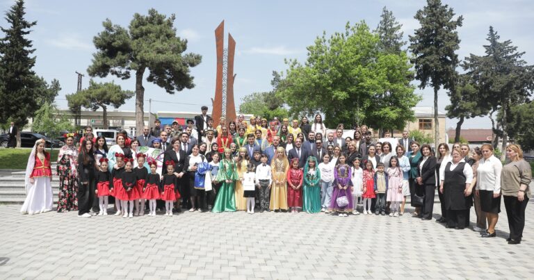 Xaçmazda ”Sehrli rənglər”adlı festival keçirilib – FOTOLAR