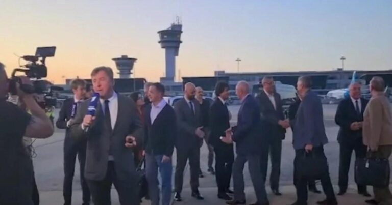 Rusiya nümayəndə heyəti danışıqlar üçün İstanbula gəlib