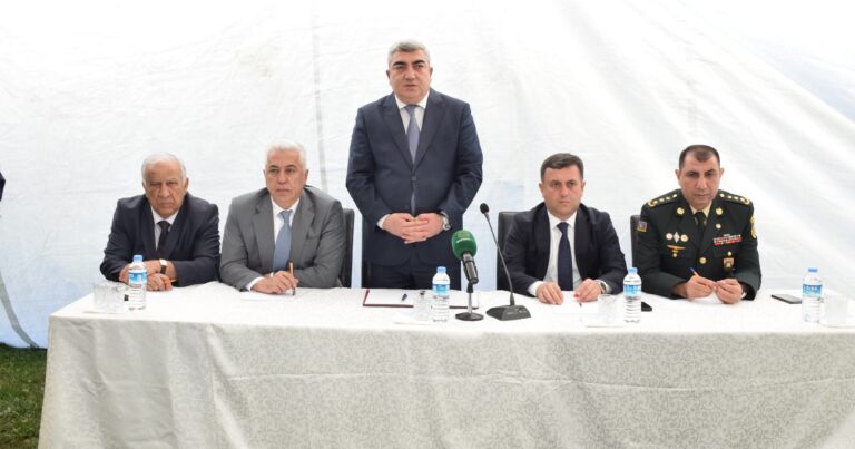 İlqar Mahmudov Qrız kəndində səyyar vətəndaş qəbulu keçirdi – FOTOLAR