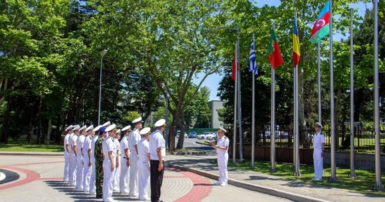 NATO Dəniz Təhlükəsizliyi Mükəmməlliyi Mərkəzində Azərbaycan bayrağı qaldırılıb