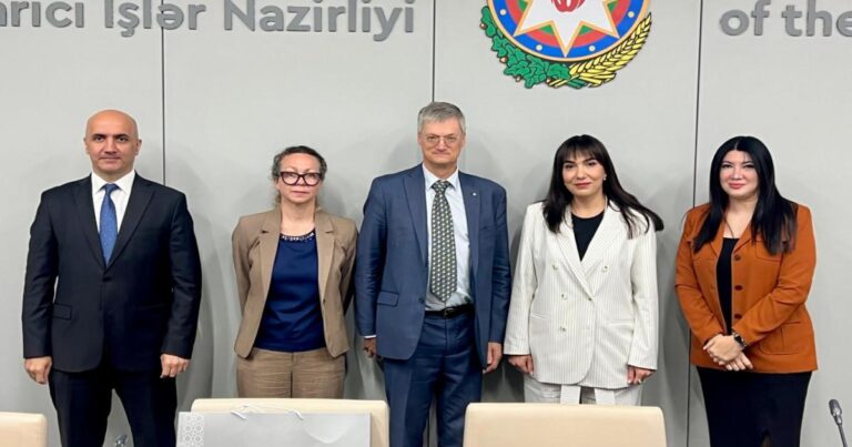 Azərbaycanla Kanada arasında ilk siyasi məsləhətləşmələr keçirilib
