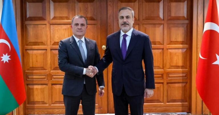 Ceyhun Bayramov və Hakan Fidan İsrailin İrana hücumunu müzakirə ediblər