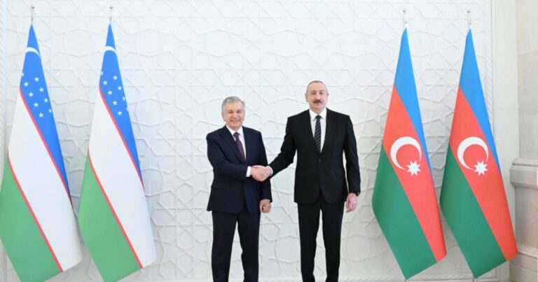 Azərbaycan və Özbəkistan arasında imzalanmış sənədlərin mübadiləsi mərasimi olub