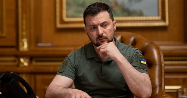 “Ukrayna öz torpaqlarından imtina etməyəcək” – Zelenski