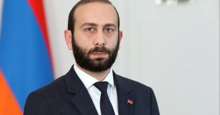Mirzoyan Azərbaycanla paraflanmış sülh sazişinin əhəmiyyətindən danışıb