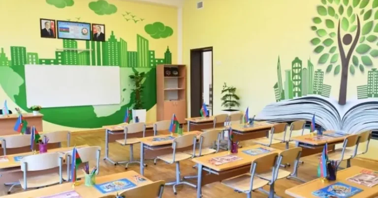 Yeni tədris ilində ilk dərs “Konstitusiya və Suverenlik İli”nə həsr olunacaq