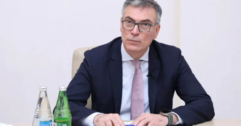 “Azəriqaz”ın rəhbərinin səhhətində problemlər yaranıb – Vəziyyəti ağırdır