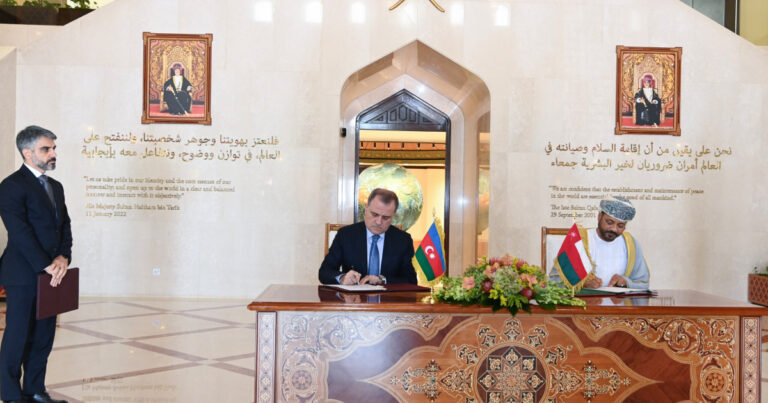 Azərbaycanla Oman vizanı qarşılıqlı ləğv etdi Azərbaycanla Oman vizanı qarşılıqlı ləğv etdi