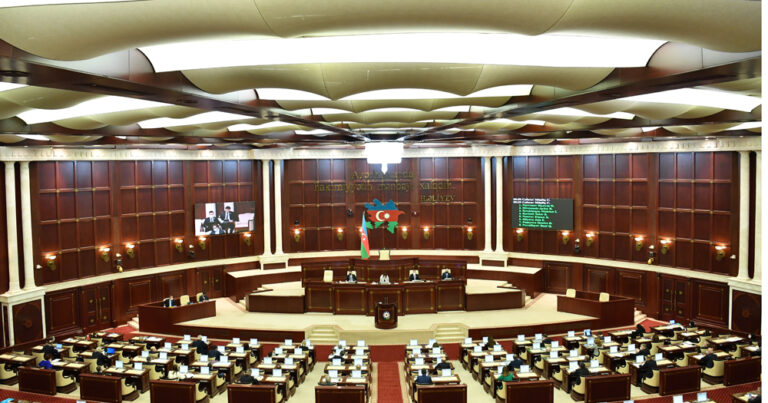 Deputatlar 13 məsələyə görə toplaşdı – SİYAHI