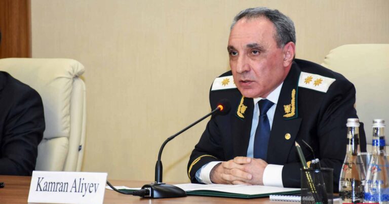 “AZAL təyyarəsinin qəzaya uğraması ilə bağlı cinayət işi davam edir” – Baş prokuror