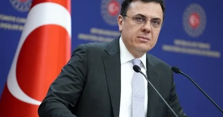 İsrailin Azərbaycana təxliyə etdiyi üç türkiyəli deputat ölkələrinə qayıdıb