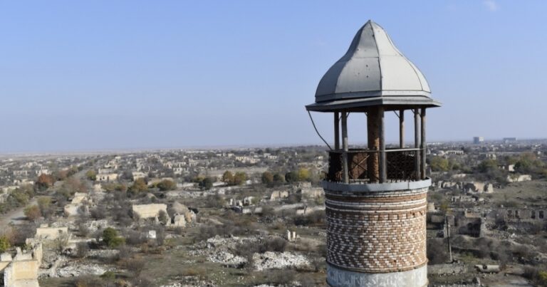 Ağdamın Xıdırlı və Ağdərənin Həsənriz kəndlərinə növbəti köç karvanı yola salınıb Ağdamın Xıdırlı və Ağdərənin Həsənriz kəndlərinə növbəti köç karvanı yola salınıb