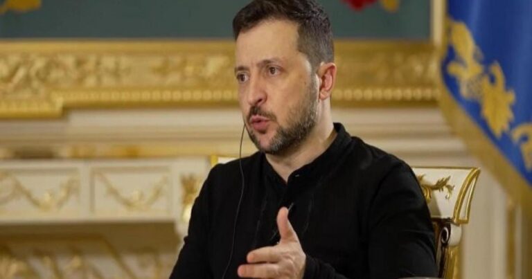 “Ukrayna sülh danışıqlarına hazırdır, amma ərazilərdən çəkilməyəcək” – Zelenski