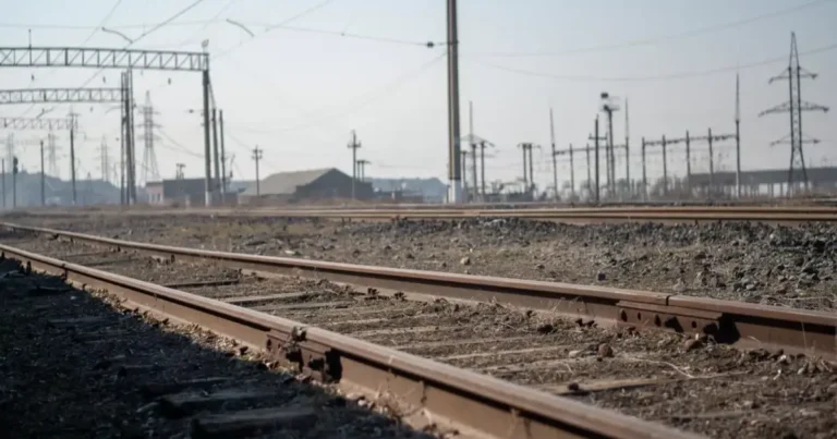 Ermənistan Naxçıvana gedən dəmir yolunun təmirinə vəsait ayırmadı