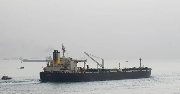 Husilər İsrailə və Qırmızı dənizdə ticarət gəmilərinə hücumları dayandırır