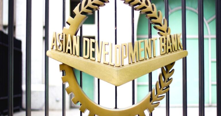 AİB indiyədək Azərbaycana 5,5 mlrd. dollar maliyyə vəsaiti ayırıb AİB indiyədək Azərbaycana 5,5 mlrd. dollar maliyyə vəsaiti ayırıb