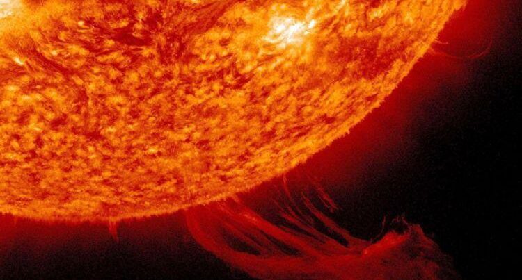 Geomaqnit qasırğası davam edəcək