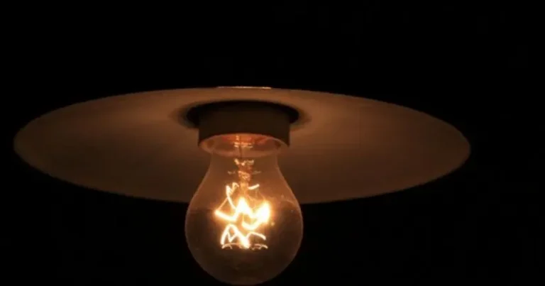 Bu ölkədə tam işıq kəsilməsi baş verib