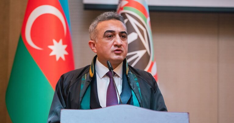 “Hüquqşünas peşəsi üzrə qəbul çox aşağıdır” – Anar Bağırov