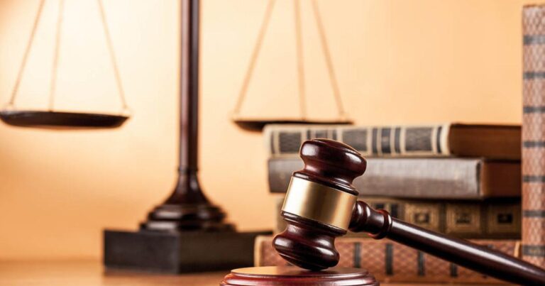 Dövlət sirrini yaymaqda təqsirləndirilən şəxsin məhkəməsi başlayıb