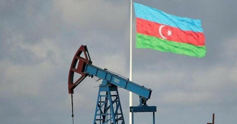 Azərbaycan neftinin qiyməti 65 dolları ötüb