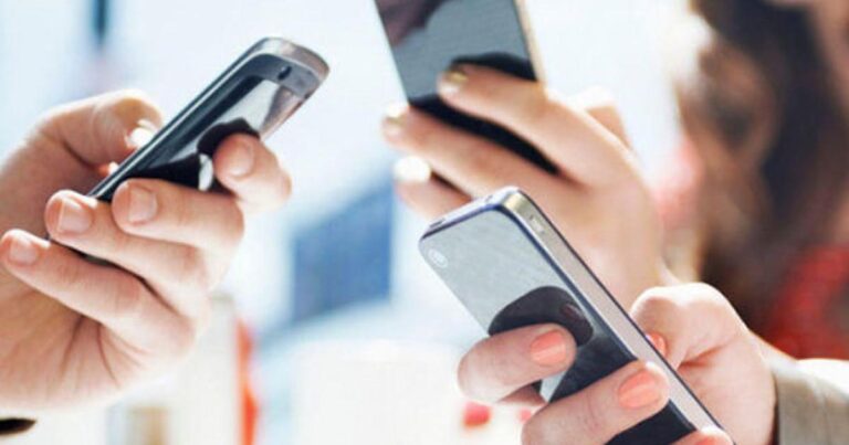 Azərbaycanda mobil operatorlar 1 mlrd. manatdan çox gəlir qazanıb