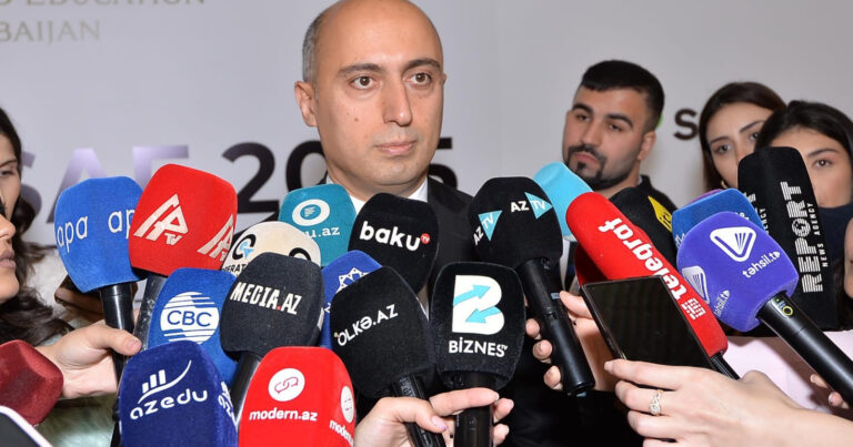 Tamştatlı müəllimin maaşı iki dəfə yüksək olmalıdır – NAZİR