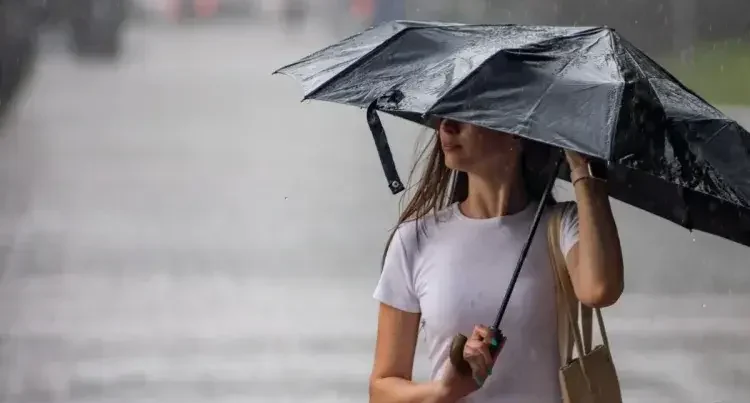 Yağış yağır, külək əsir, şaxta müşahidə olunur – FHN əhaliyə müraciət etdi