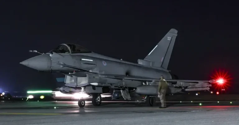 Britaniya və Fransa İŞİD-in yeraltı silah anbarlarına hava zərbələri endirib