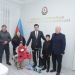 Elnur Rzayev doğum günü olan şəhid övladları ilə görüşüb – FOTOLAR