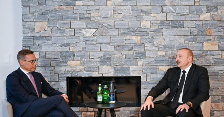 Azərbaycan Prezidenti İlham Əliyev Davosda Finlandiya Prezidenti ilə görüşüb