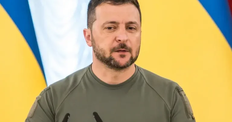 Zelenski yenidən prezident seçkilərində namizədliyini irəli sürə bilər Zelenski yenidən prezident seçkilərində namizədliyini irəli sürə bilər