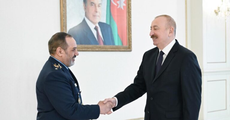 Prezident iranlı naziri qəbul etdi – FOTOLAR