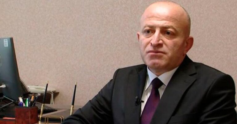 Dövlət agentliyinin sabiq sədri həbs edildi – Beş milyonluq yeyinti