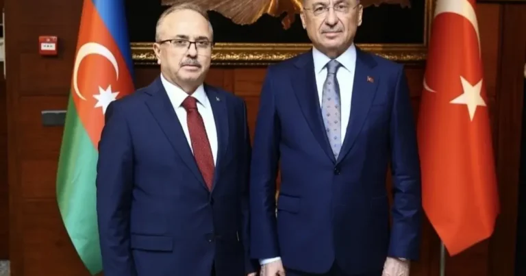Fuad Oktay Azərbaycana gəlib