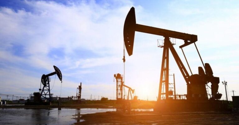 Dünya bazarlarında neftin qiyməti 100 dollardan aşağı enib