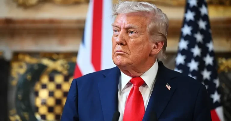 Tramp ABŞ-də silah istehsalının sürətləndirilməsini əmr edib