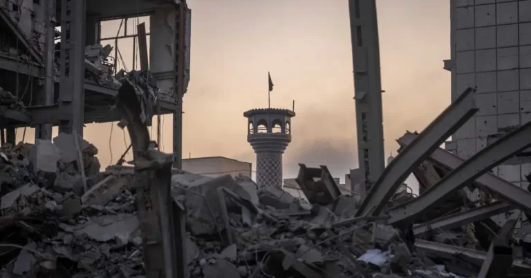 ABŞ və İsrail İranın mülki fabriklərini vurmağa başlayıb – SEPAH-dan xəbərdarlıq