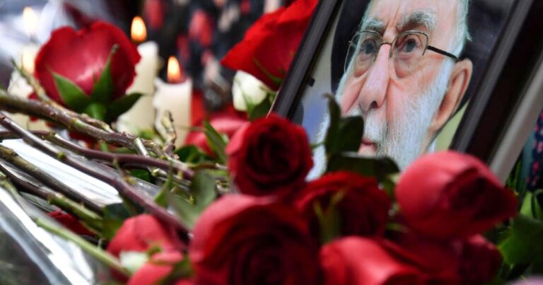 Xamenei ilə vida mərasimi başlayır