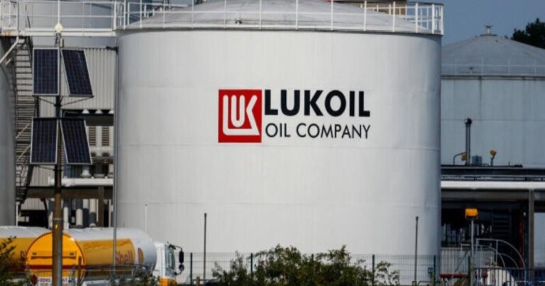 Ukrayna dronları LUKOIL neft emalı zavoduna zərbə endirib