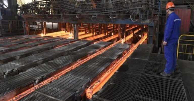 İran polad məhsullarının ixracını qadağan edib