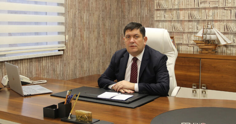 “Qanunsuz Tikinti, Qanuni Susqunluq və Deputatın Məhkəməsi” – REPORTAJ