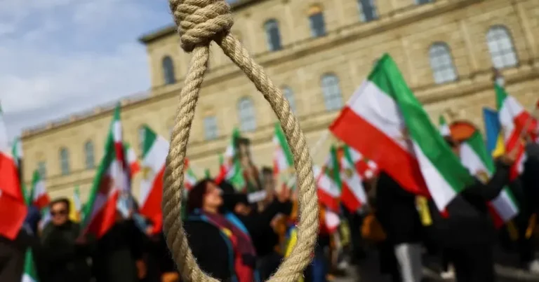 İki ayda İranda 21 nəfəri asıblar