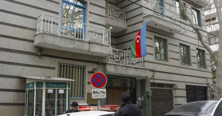 Azərbaycanın İrandakı Səfirliyi fəaliyyətini bərpa edib