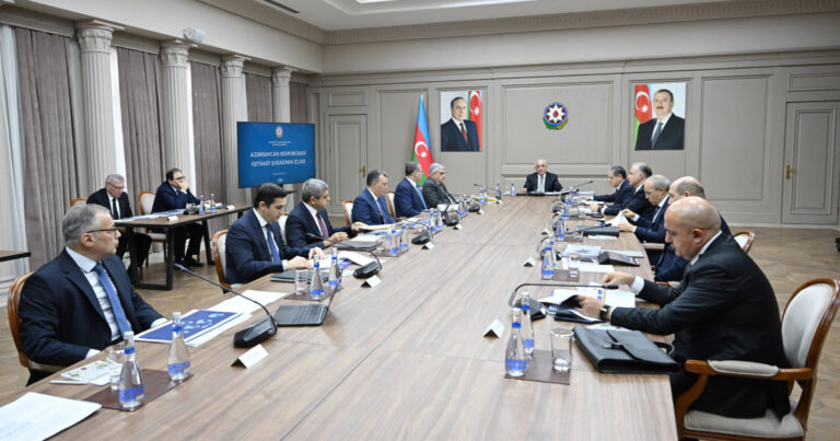 İqtisadi Şuranın iclası keçirilib