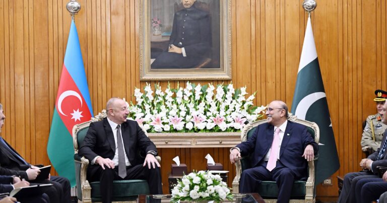 Pakistanın Prezidenti İlham Əliyevi təbrik etdi