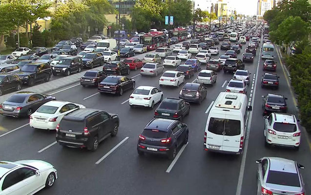 Hazırda tıxac olan yollar – SİYAHI